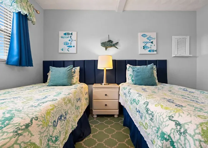 Holiday home 508 Bayshores Yacht Tennis Club