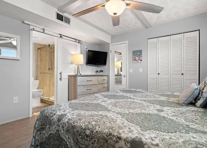 508 Bayshores Yacht Tennis Club Clearwater Beach