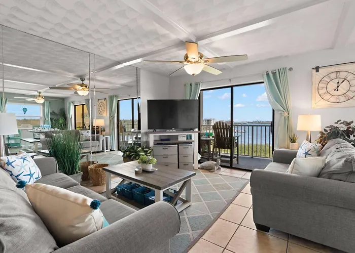 Holiday home 508 Bayshores Yacht Tennis Club