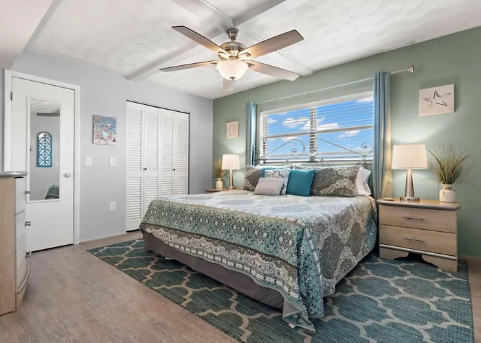 Holiday home 508 Bayshores Yacht Tennis Club *